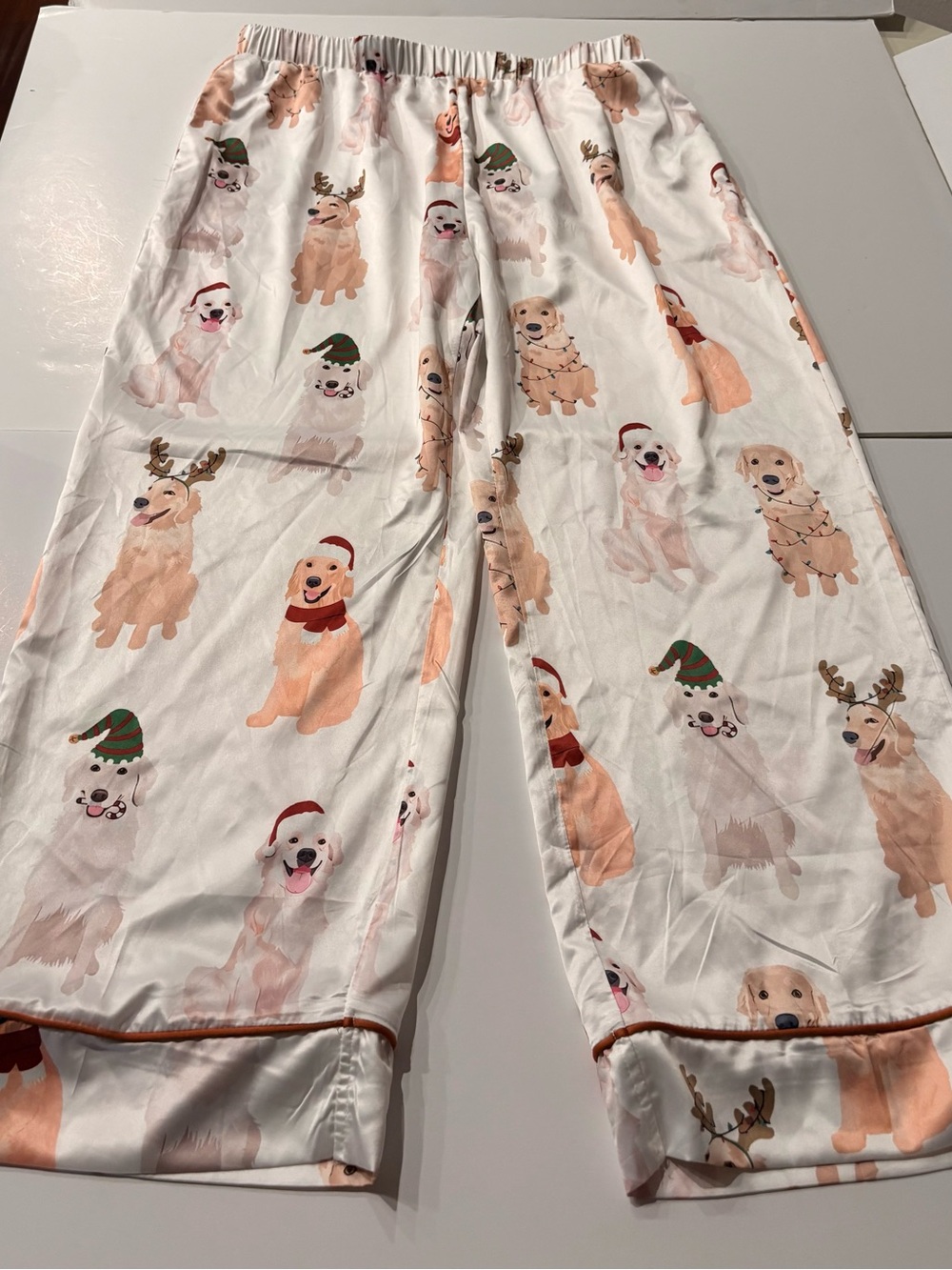 New Women’s White Holiday Dog Golden Retriever Print Pajama Set size XL - Picture 16 of 16